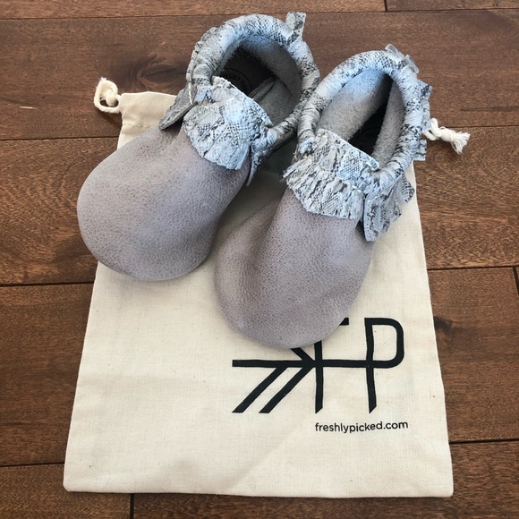 Freshly Picked Other - NWT Freshly Picked snakeskin moccasins size 7
